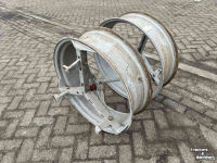 Räder, Reifen, Felgen & Distanzringe Molcon W8x28 3 ster dubbellucht