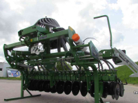 Drillmaschine Amazone Avant 3002 Aanbouwzaaimachine