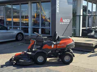 Aufsitzrasenmäher Husqvarna Rider 420 TsX AWD