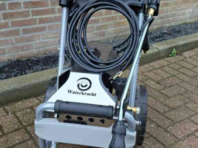 Hochdruckreiniger Kalt / Warm Waterkracht Buggy Compact 15/200
