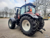 Schlepper / Traktor Valtra T144 Active