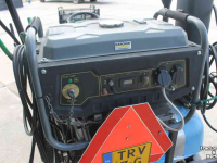 Gartentraktoren Iseki SXG216H diesel hydrostaat minitrekker met Weedmaster onkruidkoker heetwatermachine