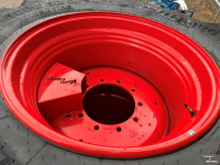 Räder, Reifen, Felgen & Distanzringe Trelleborg Trelleborg VF 710/60R42 + 600/60R30