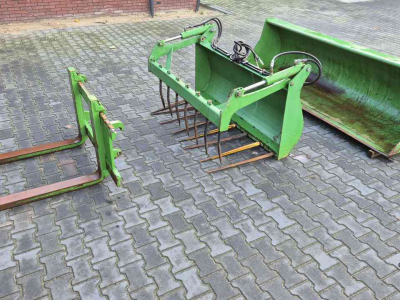 Frontlader-Schaufel John Deere Set van voorlader bak, mestgrijper en palletlepelbord, euro