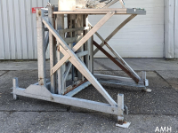 Grosskistenkantler Mountec Kistenkantelaar MKK-1200 1800X2300X2000 Kisten kantelaar lediger box tipper kistenkipper