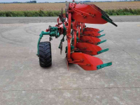 Pflüge Kverneland EG100-300