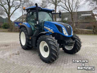 Schlepper / Traktor New Holland T 6155