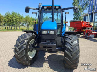 Schlepper / Traktor New Holland TS90