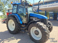 Schlepper / Traktor New Holland TS90