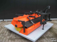 Kehrmaschine Hofstede Veegmachine  veeg borstel machine trekker tractor 60cm borstel