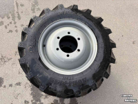 Räder, Reifen, Felgen & Distanzringe BKT 320/65R18