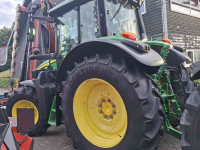 Schlepper / Traktor John Deere 6100m