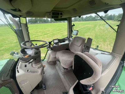 Schlepper / Traktor John Deere 6105R