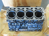 Schlepper / Traktor New Holland T 3030/T 3020 Motorblok  Boomer 40 Parts nr:87289321/87289298 Cilinderkop MT20117716