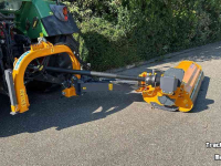 Mähausleger mit Schlegelmäher Ferri ZMTE 2000 PRO