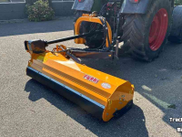 Mähausleger mit Schlegelmäher Ferri ZMTE 2000 PRO