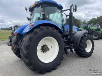 Schlepper / Traktor New Holland T7040