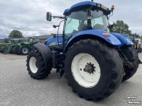 Schlepper / Traktor New Holland T7040