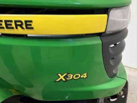Aufsitzrasenmäher John Deere X304
