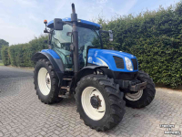 Schlepper / Traktor New Holland T6010