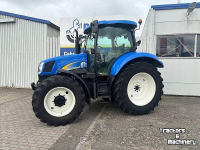 Schlepper / Traktor New Holland TSA 100 Plus