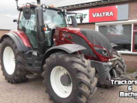 Schlepper / Traktor Valtra T174 Versu Smarttouch Tractor