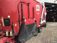 Futtermischwagen Vertikal BVL V-mix Fill Plus 24-2 S