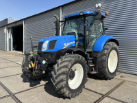 Schlepper / Traktor New Holland T6.150EC