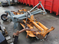 Kehrmaschine Bema 2300 veegmachine Bema 25 met driepunt en Ahlmann shovel aansluiting rolbezem rolveger