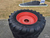 Räder, Reifen, Felgen & Distanzringe Vredestein 2x Vredestein 650/65R42, Fendt 700, 800