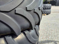 Räder, Reifen, Felgen & Distanzringe Vredestein 2x Vredestein 650/65R42, Fendt 700, 800