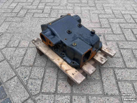 Diverse neue Teile New Holland Huis  5171219