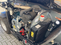 Teleskoplader Giant GT 5048 met pelikaanbak en palletlepels