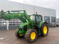 Schlepper / Traktor John Deere 6120 m