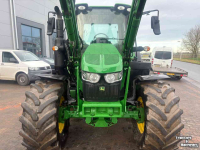 Schlepper / Traktor John Deere 6120 m