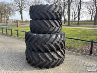 Räder, Reifen, Felgen & Distanzringe Trelleborg 650/65R38  540/65R28 TM800 nieuw op 8-gaats velgen