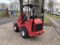 Radlader Schäffer 2033 Kniklader
