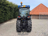 Obsttraktor New Holland T4.100v
