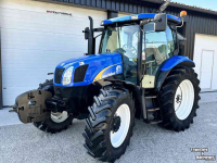 Schlepper / Traktor New Holland Tsa 100