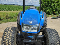 Schlepper / Traktor New Holland T 3030
