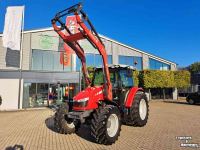 Schlepper / Traktor Massey Ferguson 5611 Dyna-4