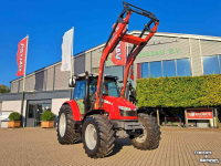 Schlepper / Traktor Massey Ferguson 5611 Dyna-4