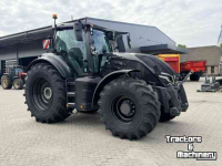 Schlepper / Traktor Valtra Q285