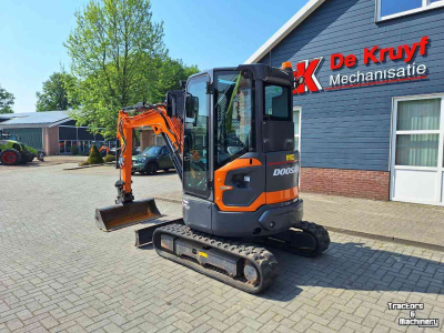 Minibagger Doosan DX27Z-7