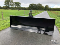 Planierschild  Jochemsen Machines Frontschuif Frontgewicht Frontbumper
