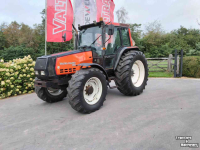 Schlepper / Traktor Valtra 6800