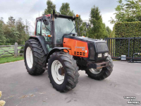 Schlepper / Traktor Valtra 6800
