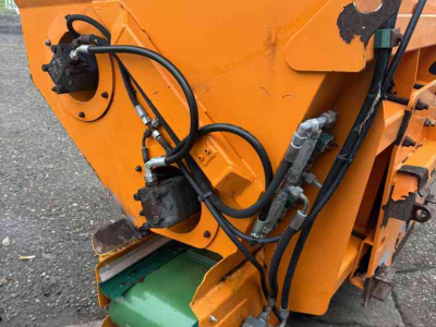 Strohverteiler für Liegeboxen Flingk KSS1500