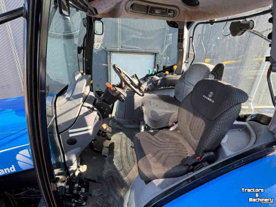 Schlepper / Traktor New Holland TS 100 A Lestrekker