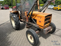 Schlepper / Traktor Renault 461S